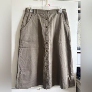 Tabi Button-Front A-Line Skirt